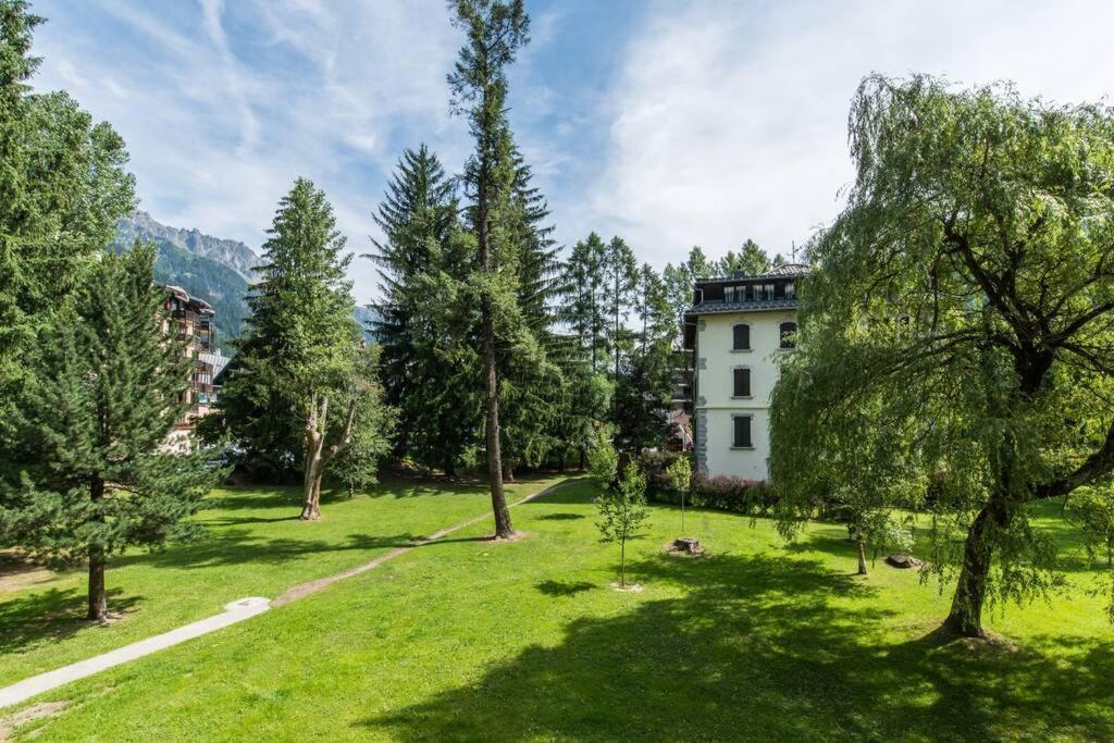Au Coeur De Chamonix, Un Ecrin De Verdure Lejlighed Eksteriør billede